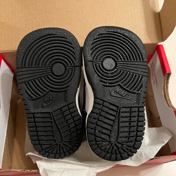 Nike panda dunks - Picture 5 of 5